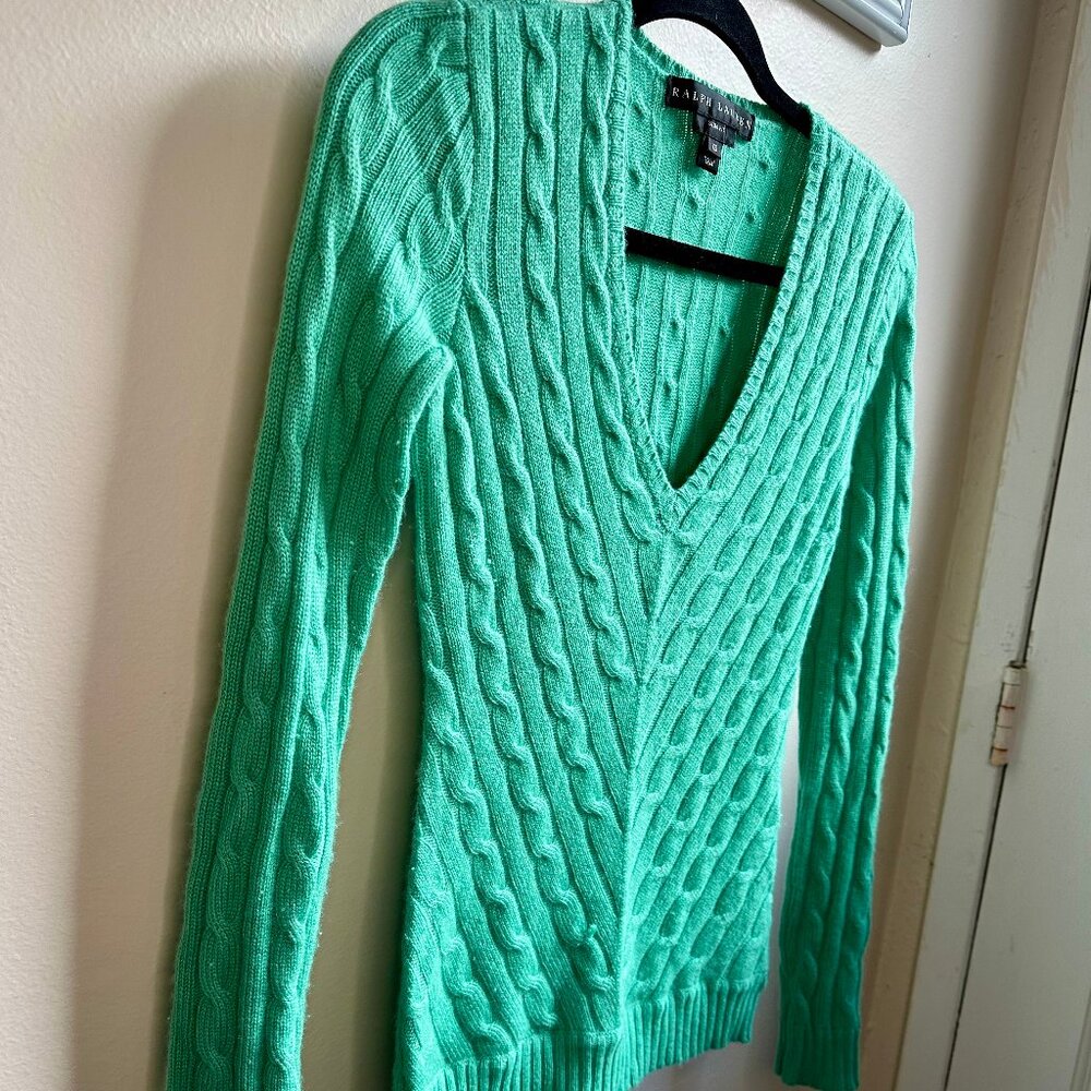 Ralph Lauren Black Label Women’s V-Neck Cashmere Sweater - Picture 3 of 6
